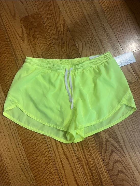 Old Navy Pants - BNWT Old Navy Women’s Neon Yellow Athletic Shorts - Lightweight Running Shorts